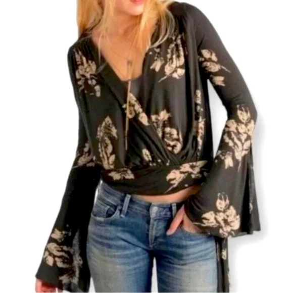 FREE PEOPLE Bell Sleeve Wrap Top Waist Tie Brown Cream Flowy Blouse Size XS - Picture 1 of 12